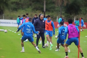 Versus / La parte mental es clave: "El equipo necesita curarse en salud", aseguró Alfaro