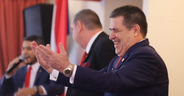 Cartes recibió a convencionales de Alto Paraná y hablan de fugas en el abdismo