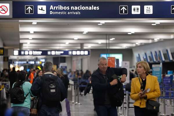 Huelga en aeropuertos de Argentina, mañana - Mundo - ABC Color