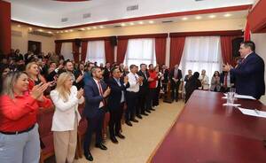 Más de 100 dirigentes de Alto Paraná dejan Fuerza Republicana y se suman a Honor Colorado