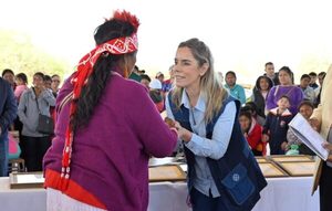Primera dama preside en el Chaco celebraciones por el Día Internacional de la Mujer Indígena