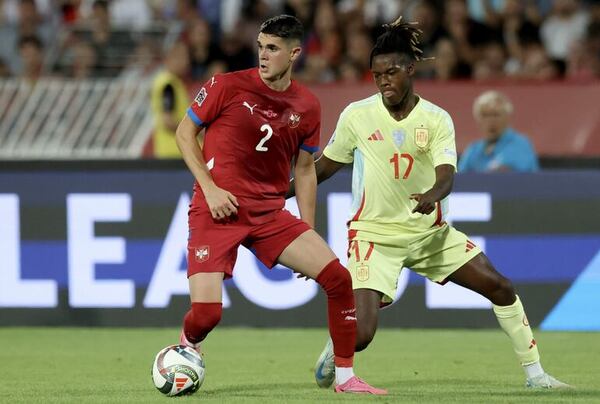 Serbia frena la racha triunfal de España - Fútbol Internacional - ABC Color