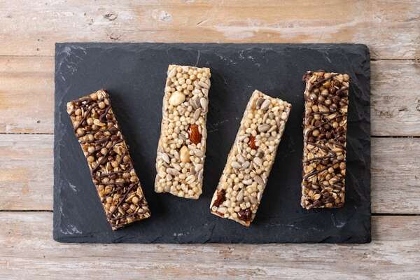 Barritas de maní, salvado y sésamo negro: snack fácil y nutritivo - Gastronomía - ABC Color
