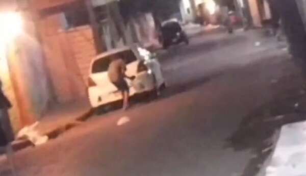 Video: terror en Chacarita por culpa de estos dos grupos armados - Policiales - ABC Color