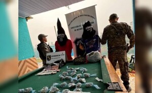 Requieren prisión de dos jóvenes detenidos con drogas