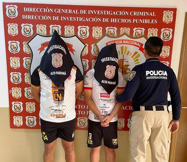 Atrapan a tres presuntos implicados en robo de mercadería durante violento asalto - La Clave