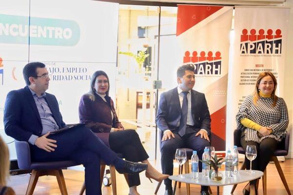 Profundizarán modernización laboral para aprovechar avances tecnológicos y grado de inversión - .::Agencia IP::.