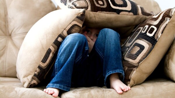 Siquiatra advierte sobre depresión en niños y conductas suicidas: "A la gente le cuesta creer"
