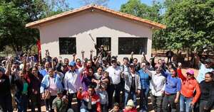 Diario HOY | Entregan viviendas a 152 familias de Santa Rosa del Aguaray