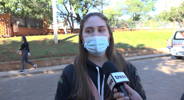 Impotencia: mientras cuidaba a su madre internada, le robaron el auto - Noticiero Paraguay