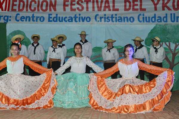 Hoy, Festival del Ykua Pa'i en el teatro municipal - San Lorenzo Hoy