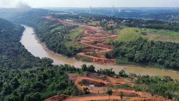 Obras de puente sobre el río Monday avanzan sin contratiempos - La Clave
