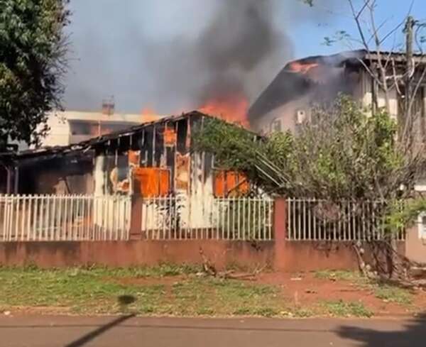 Tragedia en Santa Rita: hermanos de 3 y 18 años mueren calcinados en incendio de vivienda - ABC en el Este - ABC Color