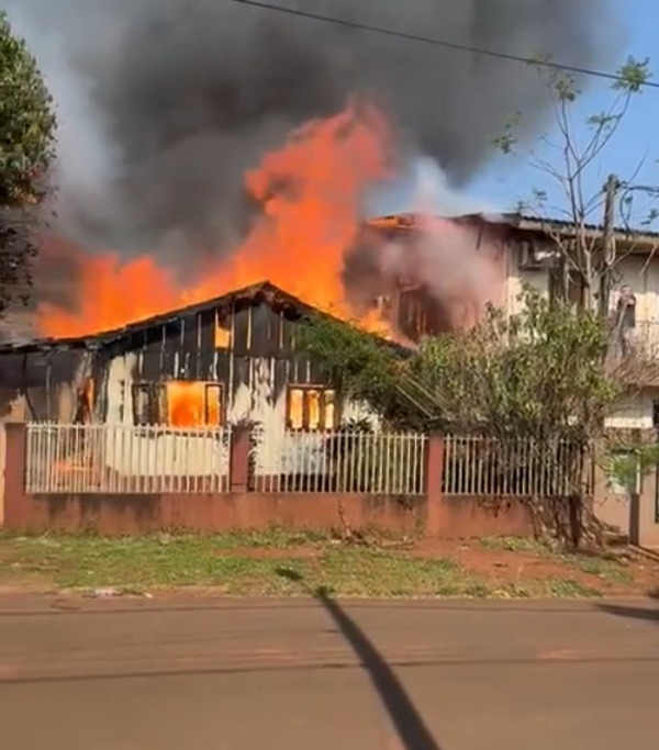 Dos hermanos, de 18 y 3 años, mueren en un incendio en Santa Rita - Unicanal