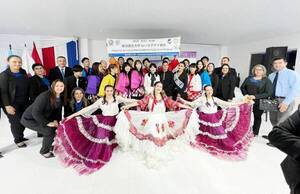 Visita de estudiantes de universidad de Japón