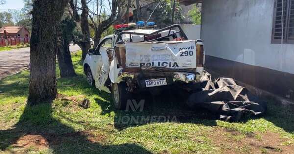 La Nación / Itapúa: tres policías sobreviven a aparatoso accidente en General Delgado