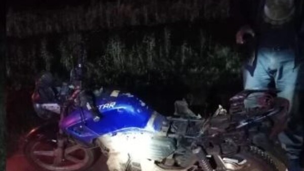 Motocas chocaron entre sí en Capitán Meza