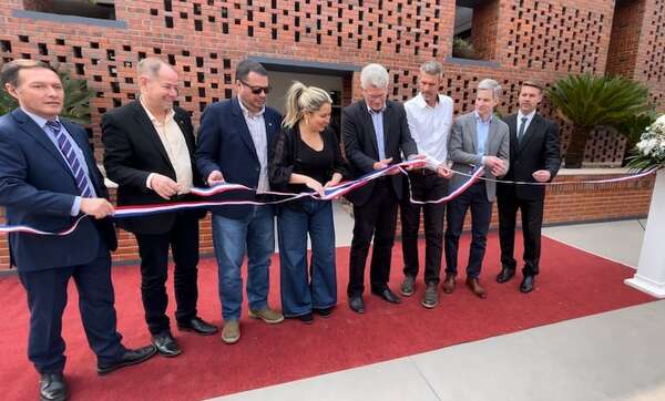 Inauguran ampliaciones de 5 millones de dólares, en icónico Hotel Florida - Empresariales - ABC Color