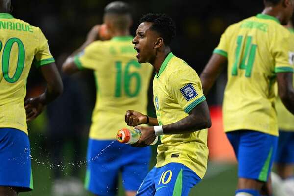 Brasil ganó con lo justo a Ecuador y se retiró silbado por su afición - Fútbol Internacional - ABC Color