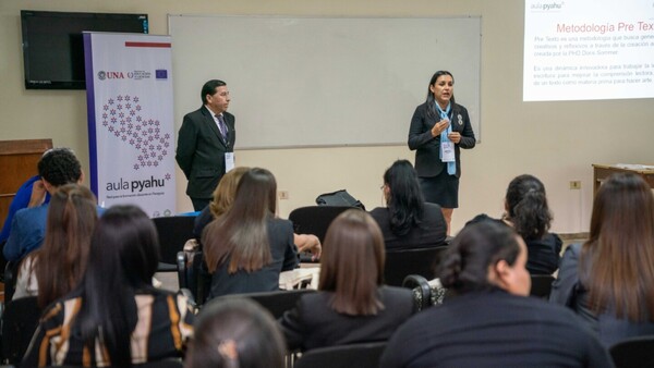 Proyecto busca que docentes obtengan titulación de grado