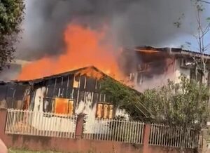 Dos hermanitos mueren abrazados en feroz incendio en su vivienda en Santa Rita – Diario TNPRESS