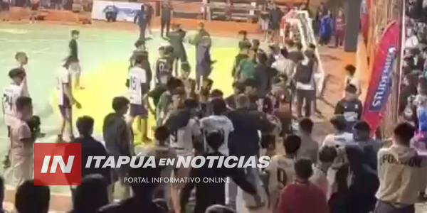 ALUMNOS SE TOMARON A GOLPES EN INTERCOLEGIAL DE CNEL. BOGADO - Itapúa Noticias
