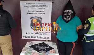 Antinarcóticos detiene a una mujer por microtráfico en Cerro Cora i