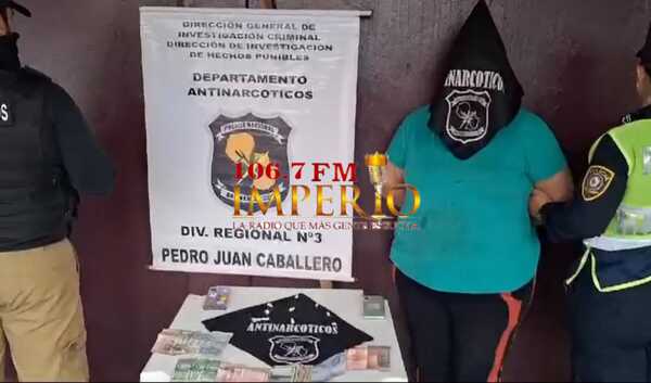 Antinarcóticos detiene a una mujer por microtráfico en Cerro Cora i