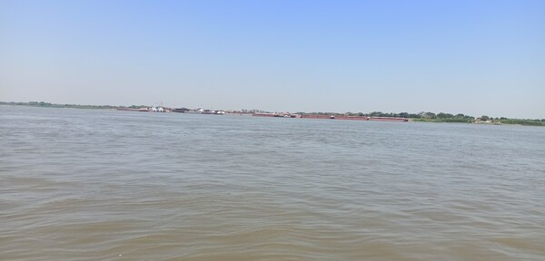 Crítica situación de la bajante del río Paraguay para las grandes embarcaciones