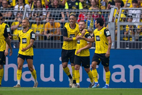 Versus / Nelson Haedo y Lucas Barrios volvieron a las canchas en Dortmund