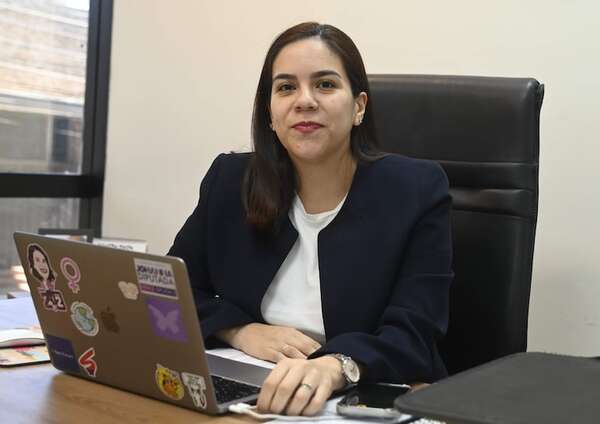 “Detergentes de oro”: Johanna Ortega afirma que la Municipalidad de Asunción debe ser intervenida de inmediato - Política - ABC Color
