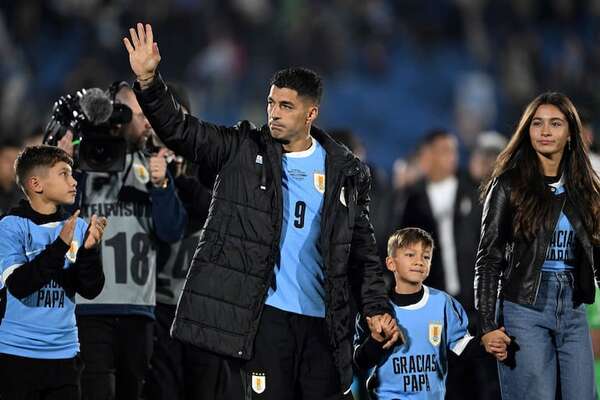 Suárez: opaca despedida en Uruguay - Fútbol - ABC Color