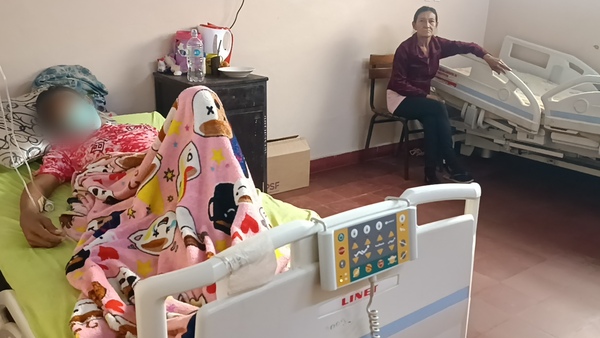 Madre Clama Ayuda para Cubrir Costos de Tratamiento en Hospital Regional de Concepción