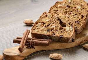 Budín de nueces y almendras, un postre ideal para la tarde - Gastronomía - ABC Color