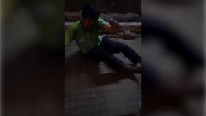 Video: personal del SEME negó asistencia a indígena, denuncian vecinos de Lambaré   - Nacionales - ABC Color