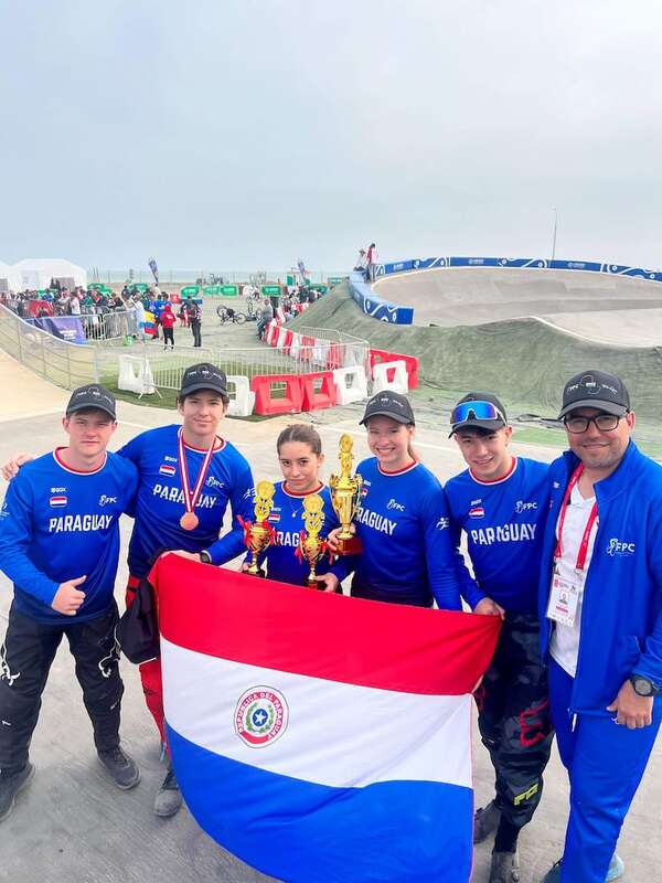 Paraguay, históricos podios en Lima en el Sudamericano e Iberoamericano de BMX - Polideportivo - ABC Color