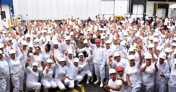 La Nación / Peña: “Sigamos trabajando juntos hacia un país más industrializado”