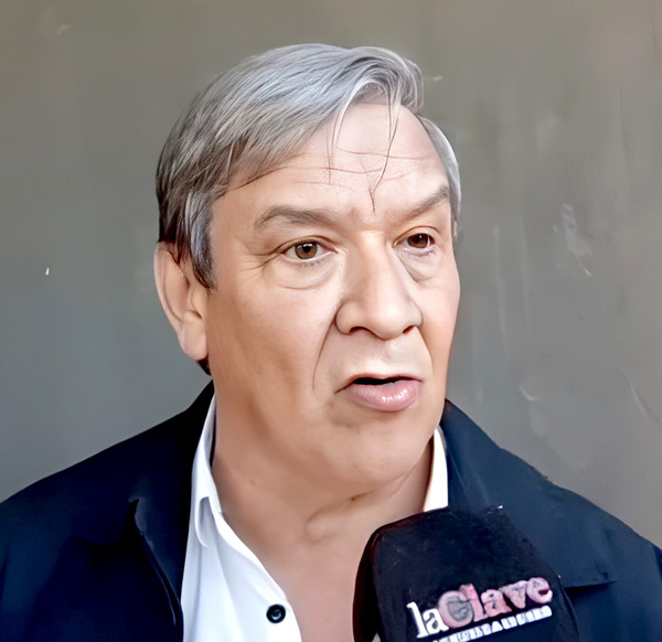 Senador “Pakova” Ledesma admite que estafador vinculado con narcos es su “amigo” - La Clave