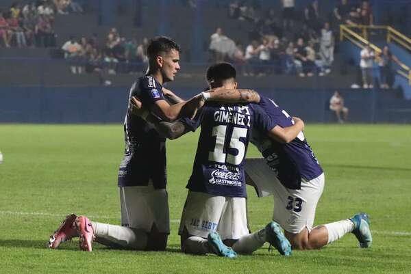 Iván Valdez: “Importante es que ganamos y pasamos de fase” - Sportivo Ameliano - ABC Color