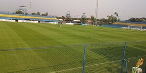 Versus / Un club de Primera cambiaría Villa Elisa por el bajo Chaco
