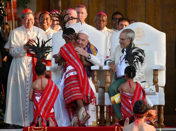 Papa promete “tolerancia cero” a la pederastia y hace un pedido especial a la feligresía católica - Mundo - ABC Color
