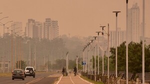Mala calidad del aire por el humo: No caminar en la Costanera y otros consejos sanitarios