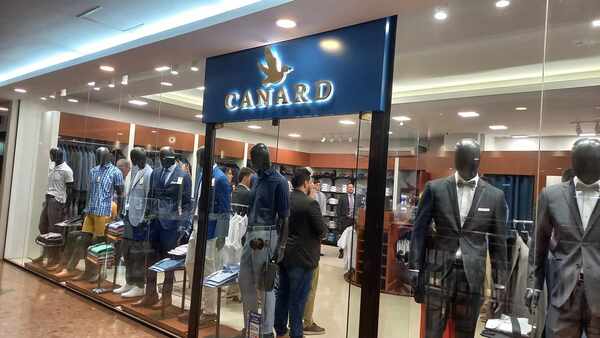 Tienda de moda masculina llega al Shopping Zuni de Ciudad del Este - La Clave