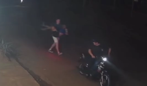 HOMBRE FUE ARROLLADO POR UNA CAMIONETA QUE SE DIO A LA FUGA