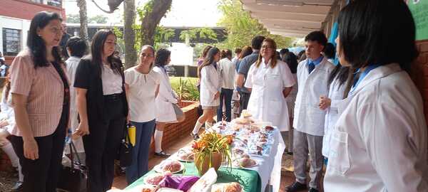 Día de la Industria Nacional: Estudiantes muestran innovaciones en feria de PYMES - ADN Digital