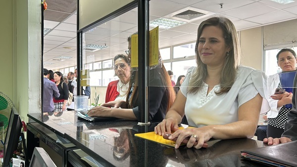 Kattya González reitera pedido a la Corte sobre expulsión del Senado