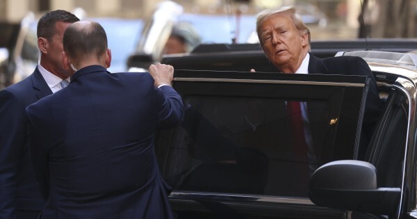 Trump continuaría con las sanciones contra Cartes y hay preocupación en Honor Colorado
