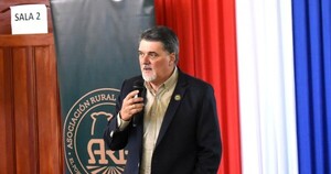 Los agroganaderos acusan de extorsionadoras a las ONG ambientalistas y se desmarcan de los incendios forestales