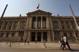 Escándalo de corrupción con vínculos en la Corte Suprema sacude a Chile - Mundo - ABC Color