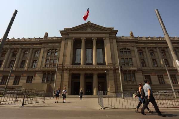 Escándalo de corrupción con vínculos en la Corte Suprema sacude a Chile - Mundo - ABC Color